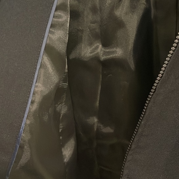 Black jacket - Picture 5 of 5